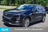 Used 2025 Cadillac XT4 Premium Luxury image 3