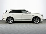 Used 2025 Bentley Bentayga image 5