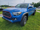 Used 2017 Toyota Tacoma TRD Off-Road w/ Premium & Technology Package image 2