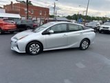 Used 2016 Toyota Prius Four w/ Advanced Technology Package image 4