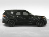 Used 2024 Land Rover Discovery Dynamic SE image 4