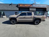 Used 2023 Nissan Frontier PRO-4X image 2