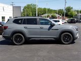 New 2025 Volkswagen Atlas Peak Edition SE image 2