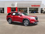 New 2025 Nissan Pathfinder Platinum image 1