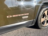 Used 2016 Jeep Cherokee 75th Anniversary image 6