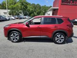 Used 2022 Nissan Rogue SV w/ SV Premium Package image 2