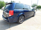 Used 2017 Dodge Grand Caravan SXT image 6