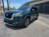Used 2024 Nissan Pathfinder Platinum image 2