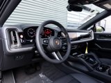 Used 2025 Porsche Cayenne Coupe image 4