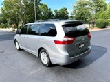 Used 2017 Toyota Sienna XLE image 5