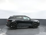 New 2025 Volkswagen Taos SE image 4