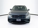 Used 2023 Volkswagen Tiguan SE image 2