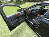 Used 2020 Lincoln Continental AWD w/ Premium Package image 6