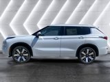 New 2025 Mitsubishi Outlander SEL image 3
