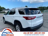 Used 2018 Chevrolet Traverse LT image 3