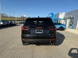 New 2025 GMC Acadia AT4 image 4