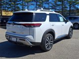New 2025 Nissan Pathfinder Platinum image 4