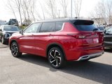 New 2025 Mitsubishi Outlander SEL image 2