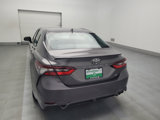 Used 2021 Toyota Camry SE image 6