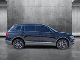 Used 2021 Volkswagen Tiguan SE image 4