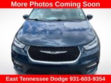 Used 2021 Chrysler Pacifica Touring-L image 2
