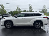 Used 2020 Toyota Highlander XLE image 4