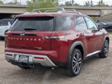 New 2025 Nissan Pathfinder Platinum image 3