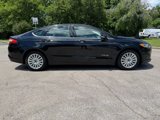 Used 2016 Ford Fusion SE image 4