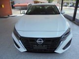 Used 2023 Nissan Altima 2.5 SV image 3