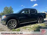 Used 2019 Nissan Frontier SL image 2