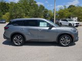 New 2025 INFINITI QX60 Luxe image 3
