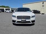 Used 2017 Lincoln Continental Reserve image 3