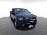 Used 2024 Nissan Frontier SV image 3