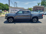 Used 2018 Toyota Tacoma TRD Sport image 4