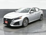 Used 2023 Nissan Altima 2.5 SV image 2