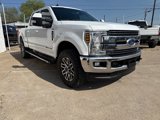 Used 2019 Ford F250 Lariat w/ Lariat Value Package image 4
