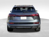 Used 2023 Audi e-tron S Prestige image 4