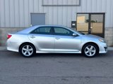Used 2012 Toyota Camry SE image 2