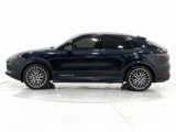 Used 2022 Porsche Cayenne Turbo image 6
