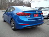 Used 2017 Hyundai Elantra SE image 2