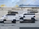 New 2025 Lincoln Navigator Reserve image 3