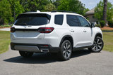 New 2025 Honda Pilot Touring image 2