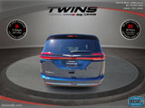 New 2025 Chrysler Pacifica Select image 5