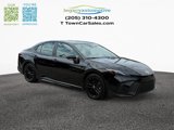 Used 2025 Toyota Camry SE image 2