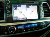 Used 2017 Toyota Highlander XLE image 5