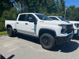 Used 2024 Chevrolet Silverado 2500 ZR2 w/ Technology Package image 2