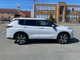 New 2025 Mitsubishi Outlander SE image 4