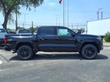 New 2025 Chevrolet Colorado Z71 w/ Midnight Edition image 3