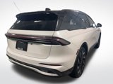 New 2025 Lincoln Nautilus Reserve image 4