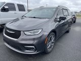 Used 2022 Chrysler Pacifica Touring-L image 4